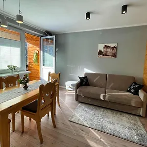 https://apartament-tytusowy-potok.zakopanehotels.org